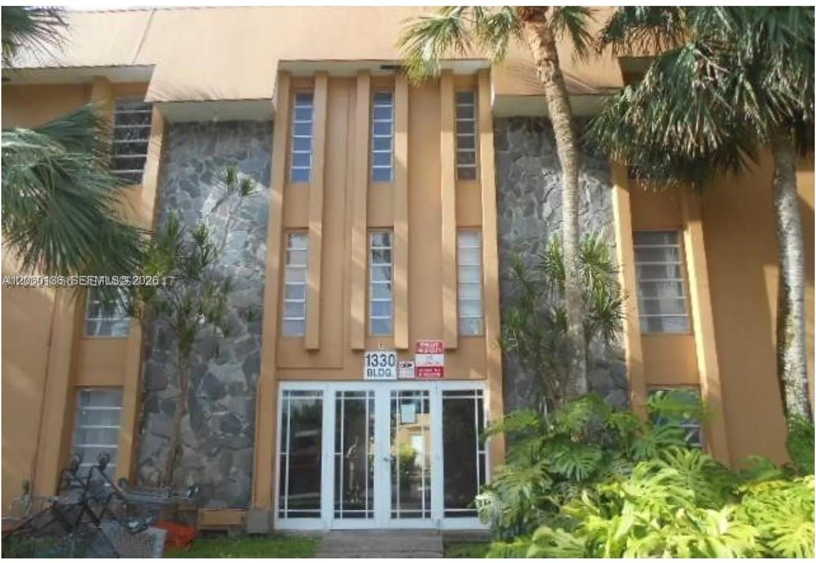 1330 W 54th St, Hialeah, FL 33012