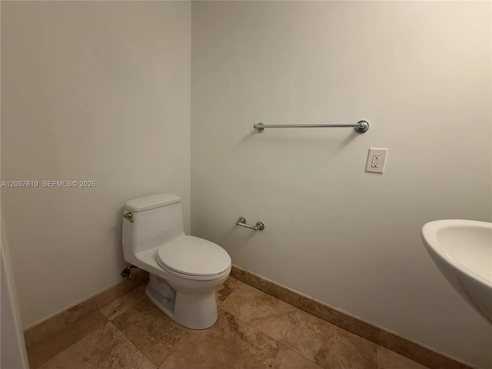 41 SE 5th St # 404, Miami, FL 33131 photo 10