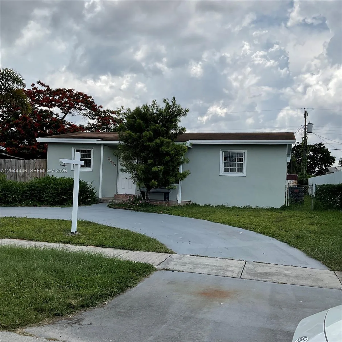 7395 Garfield St, Hollywood, FL 33024