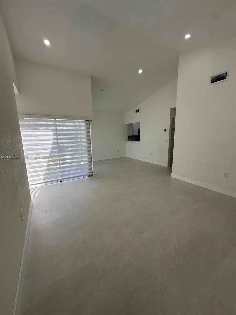 20926 SW 124th Ave Rd, Miami, FL 33177 photo 3