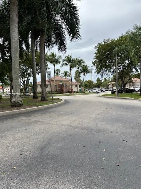 2920 SE 13th Rd # 203-45, Homestead, FL 33035 photo 3