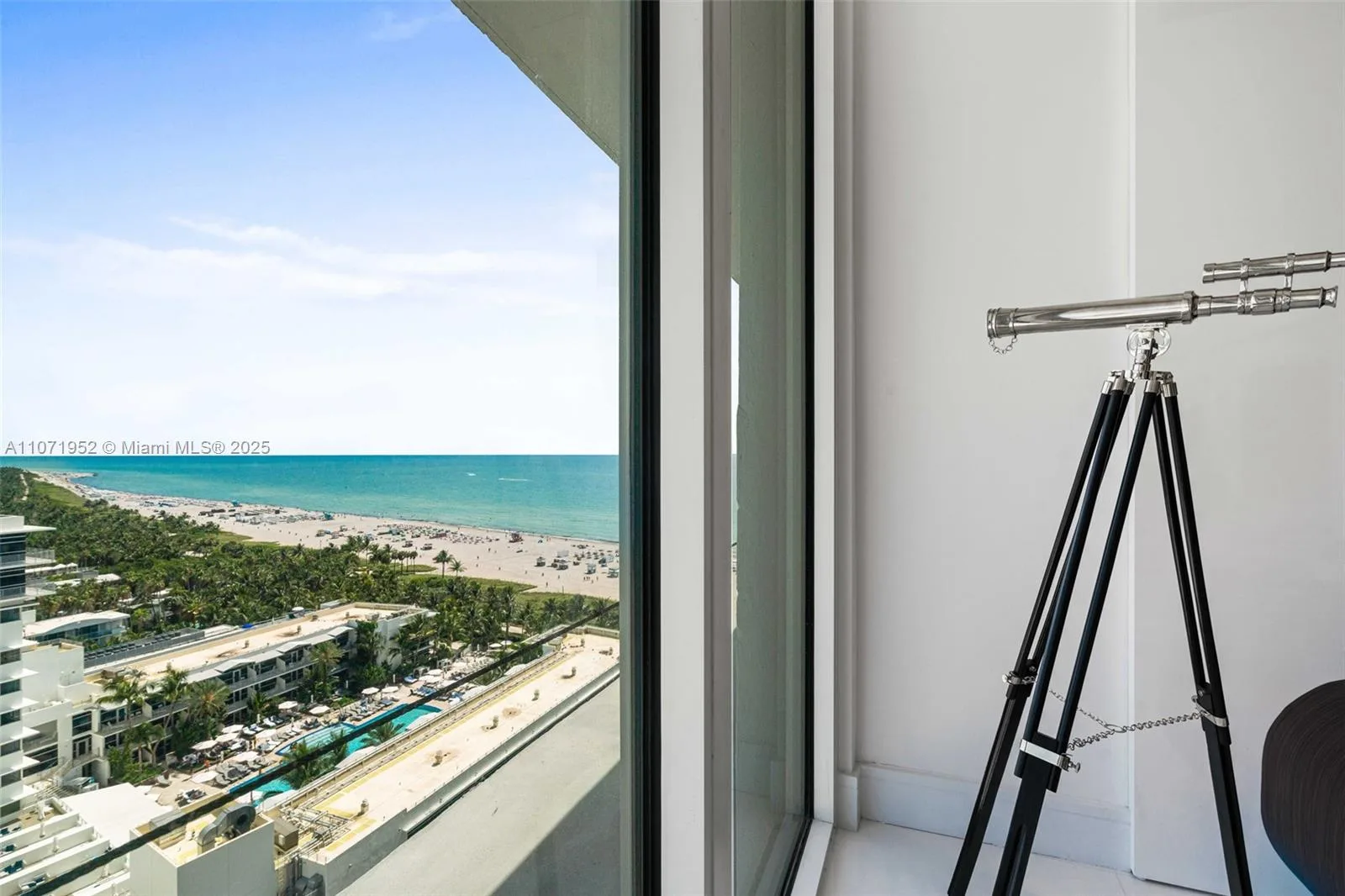 100 Lincoln Rd # PH6, Miami Beach, FL 33139 photo 9