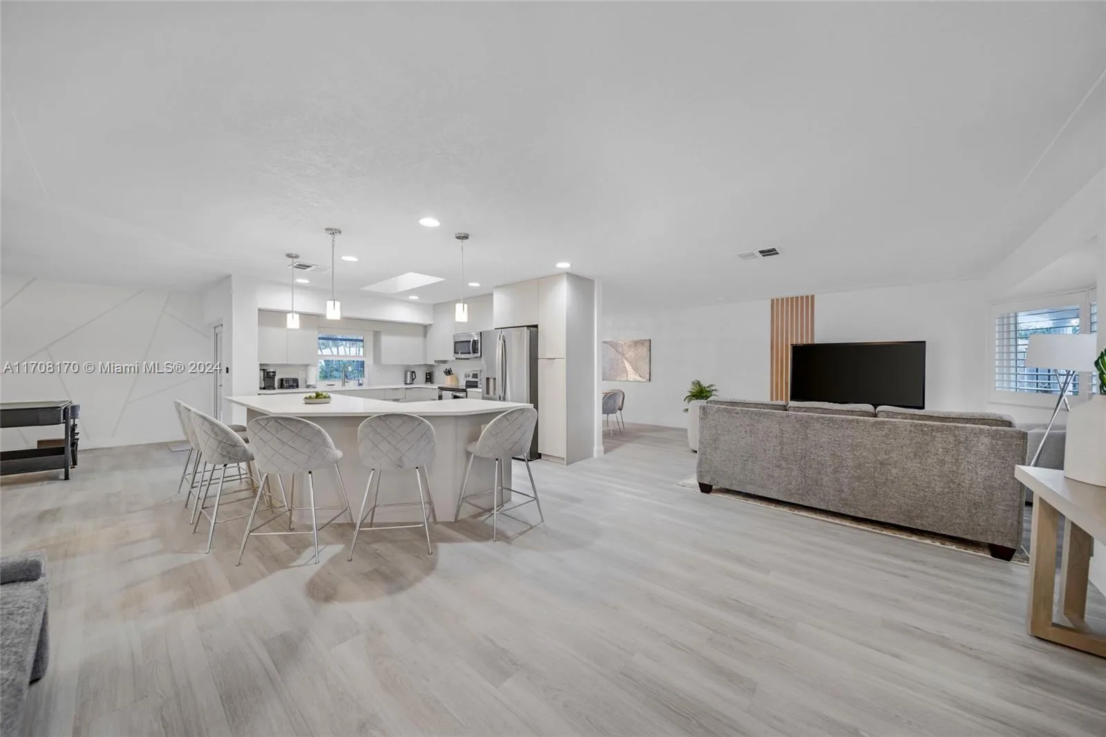 2031 SW 22nd Ave, Fort Lauderdale, FL 33312 photo 5