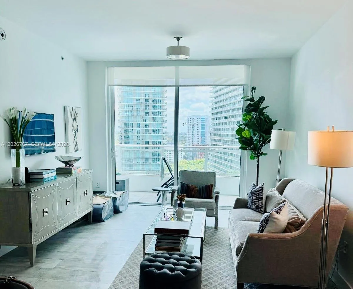1080 Brickell Ave # 1703, Miami, FL 33131