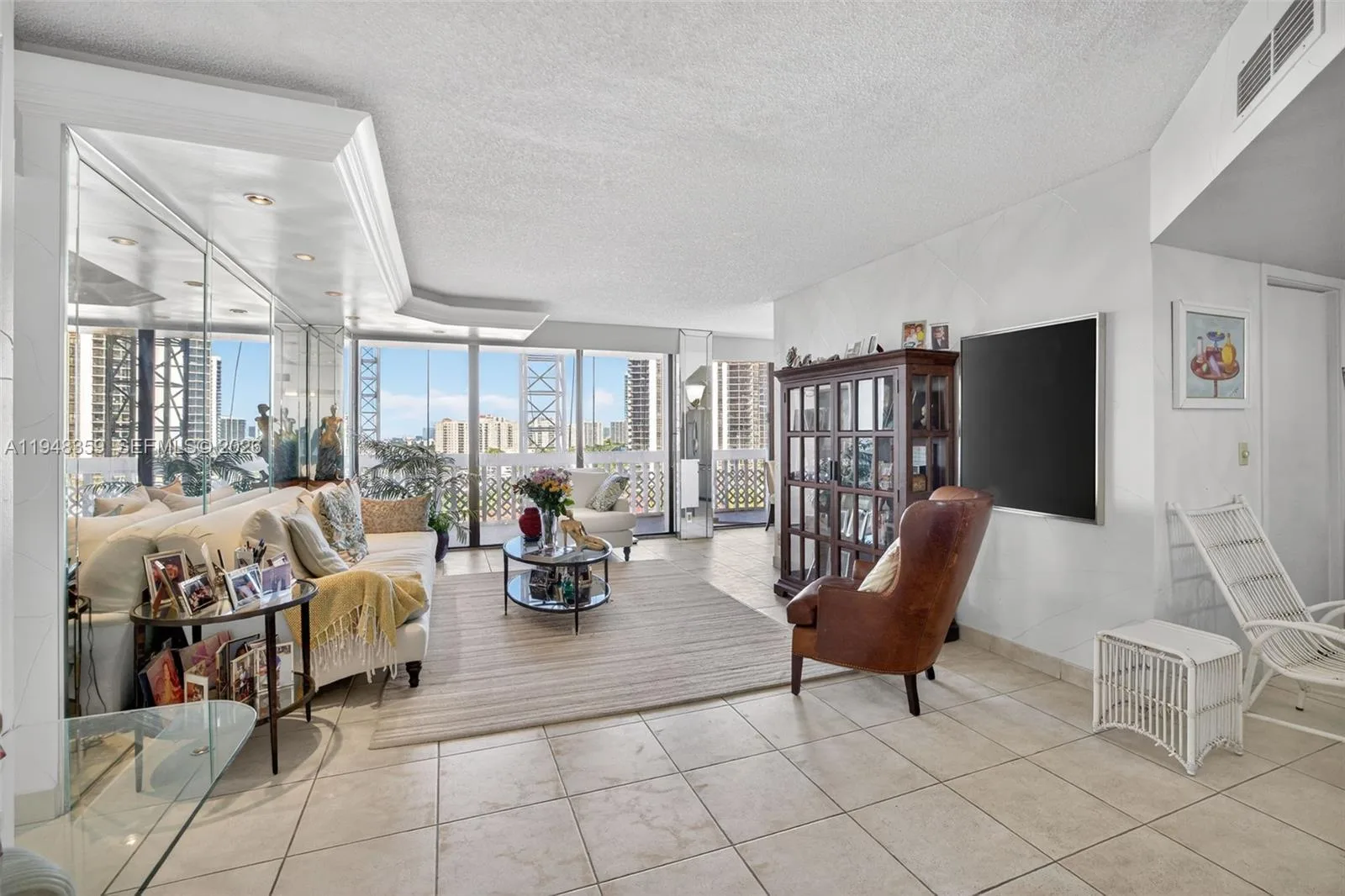 19355 Turnberry Way # 8L, Aventura, FL 33180