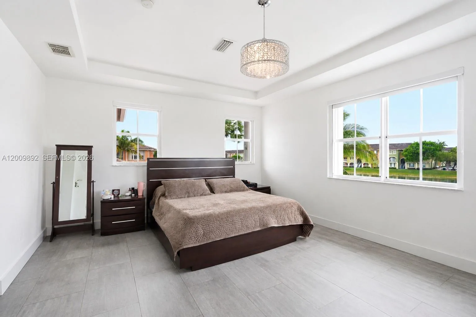11090 NW 84th St, Doral, FL 33178 photo 8