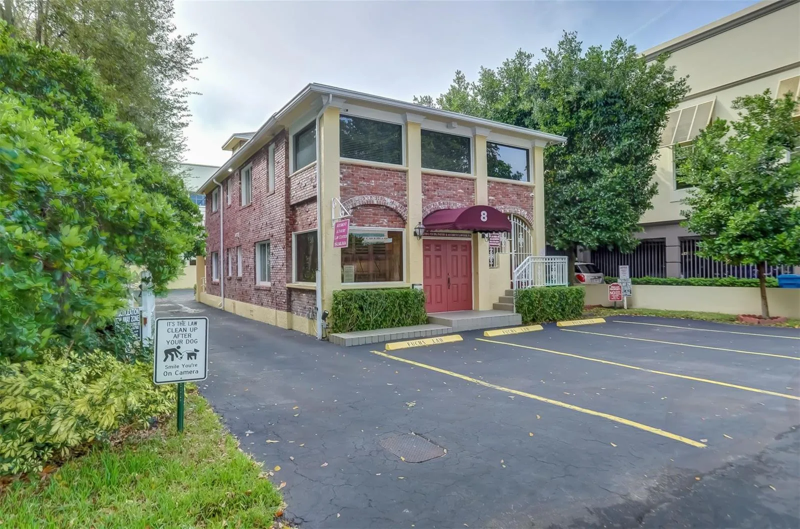8 SE 8TH Street, Fort Lauderdale, FL 33316