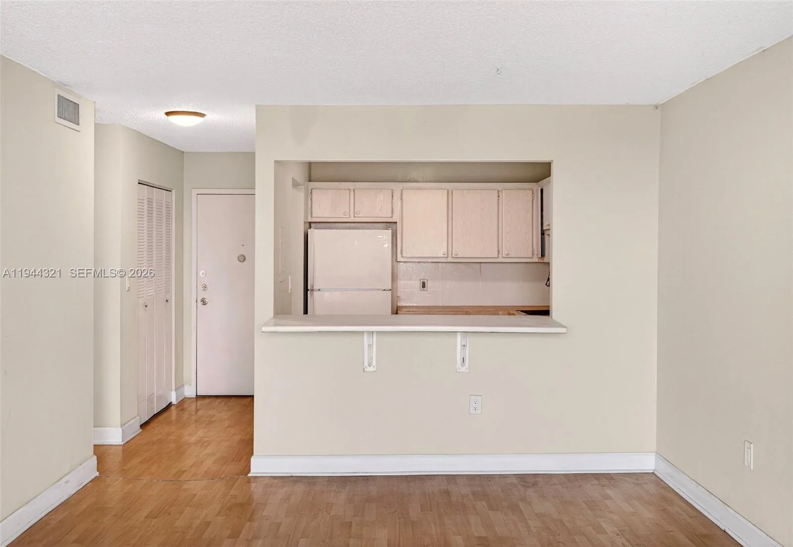 16851 NE 23rd Avenue # 619, North Miami Beach, FL 33160 photo 6