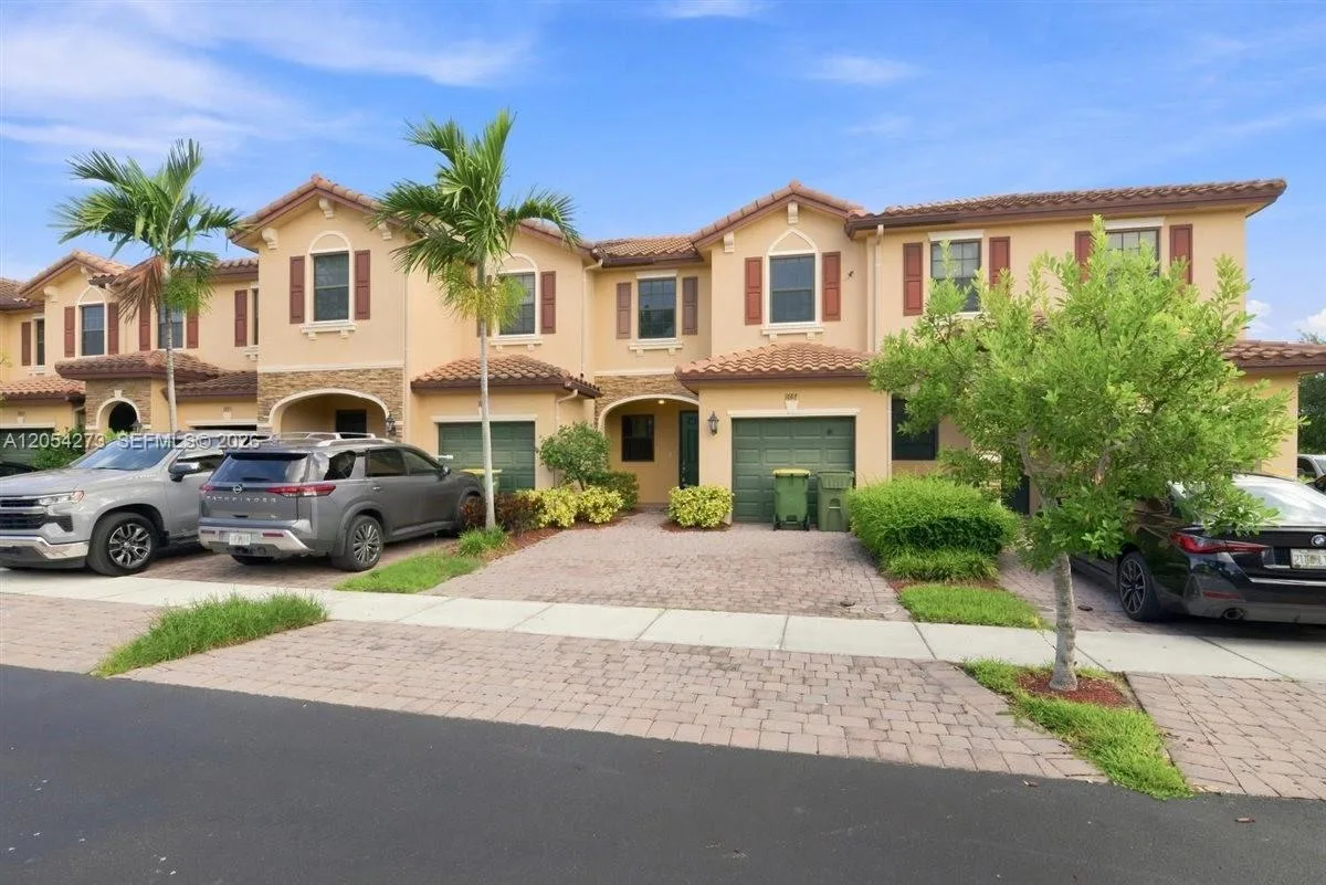 3787 SE 2nd St, Homestead, FL 33033 photo 2