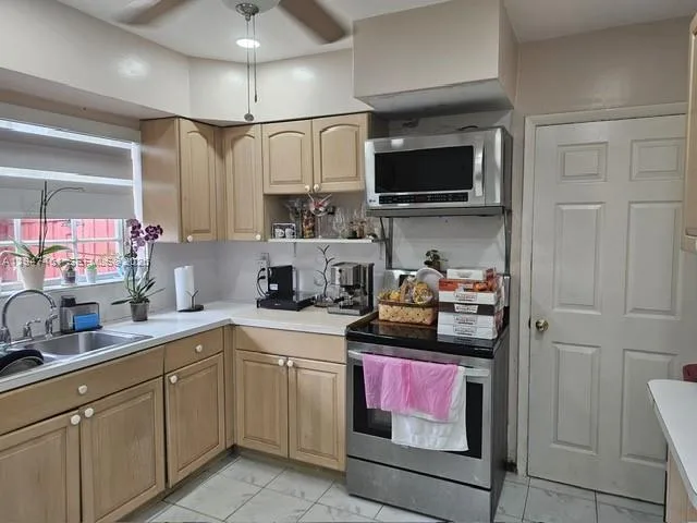 8930 SW 197th Ter, Cutler Bay, FL 33157 photo 3
