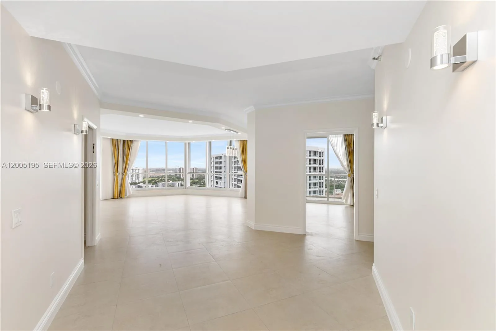 21150 Point PL # LPH 2902, Aventura, FL 33180 photo 4