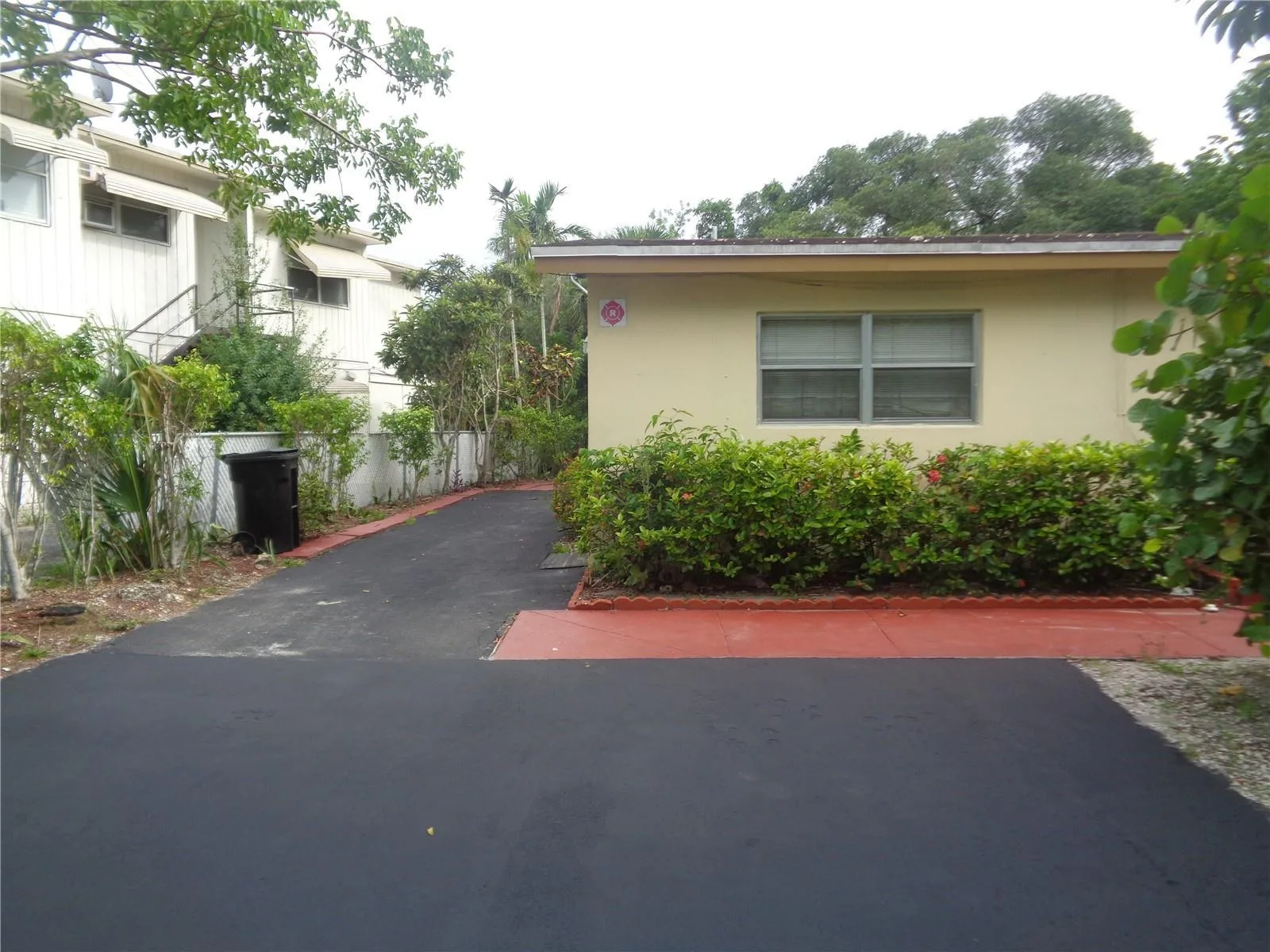 3800 SW 2nd Court # 1-6, Fort Lauderdale, FL 33312