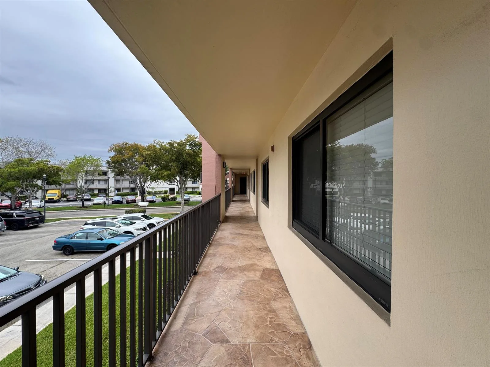 10641 W Clairmont Circle, Tamarac, FL 33321 photo 6