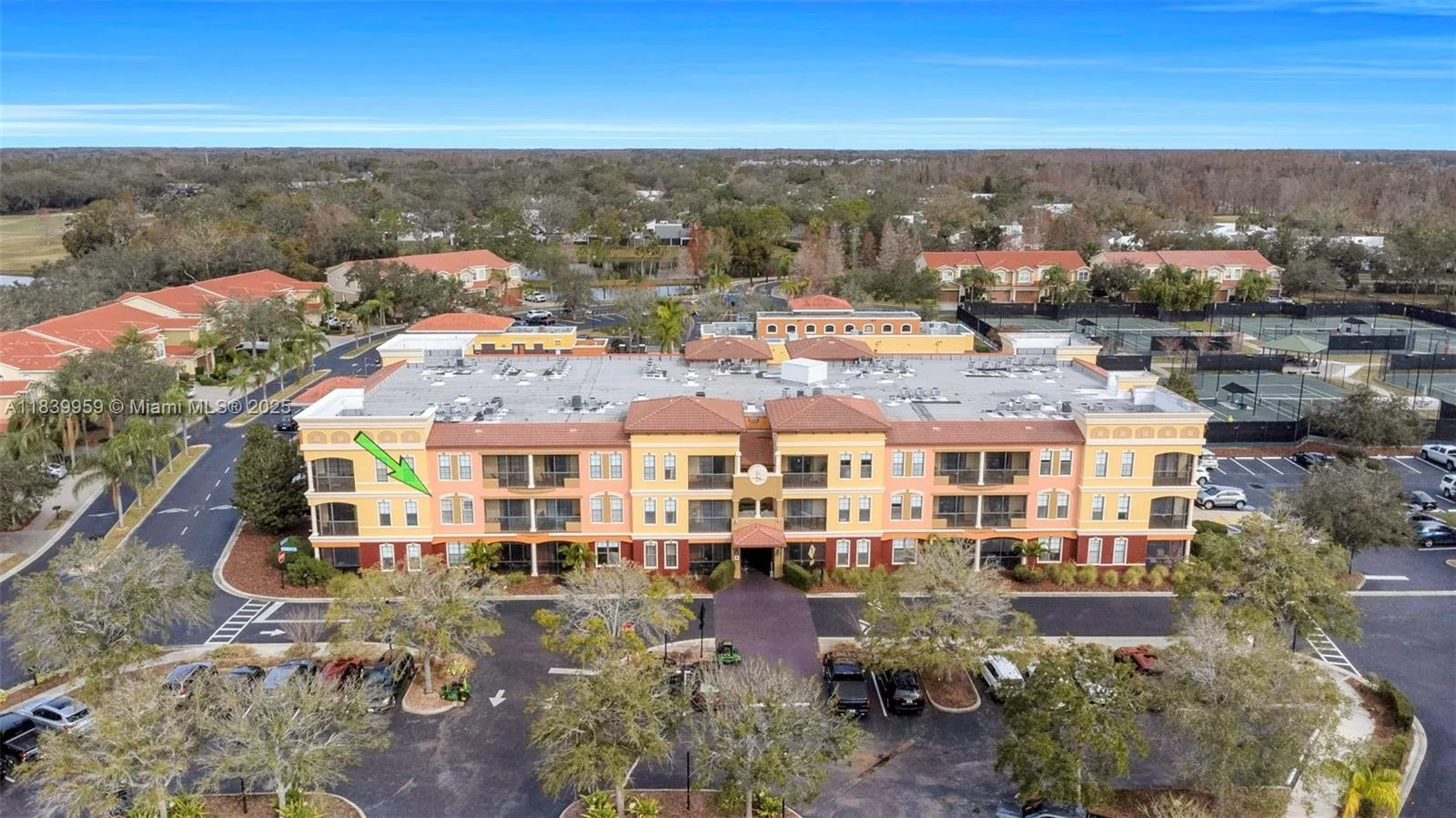 13941 Clubhouse Dr # 204, Tampa, FL 336118