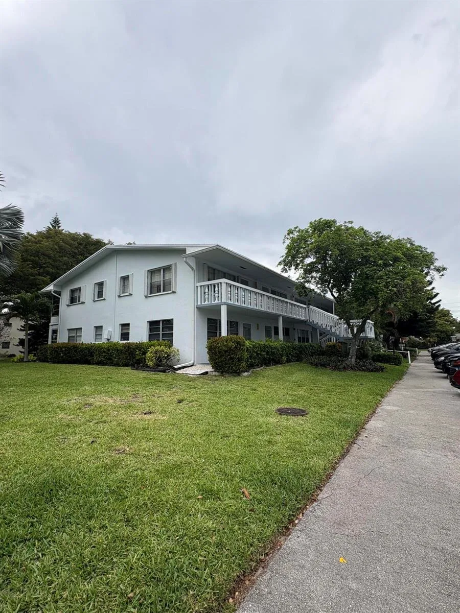 315 Tilford O # 315, Deerfield Beach, FL 33442 photo 5