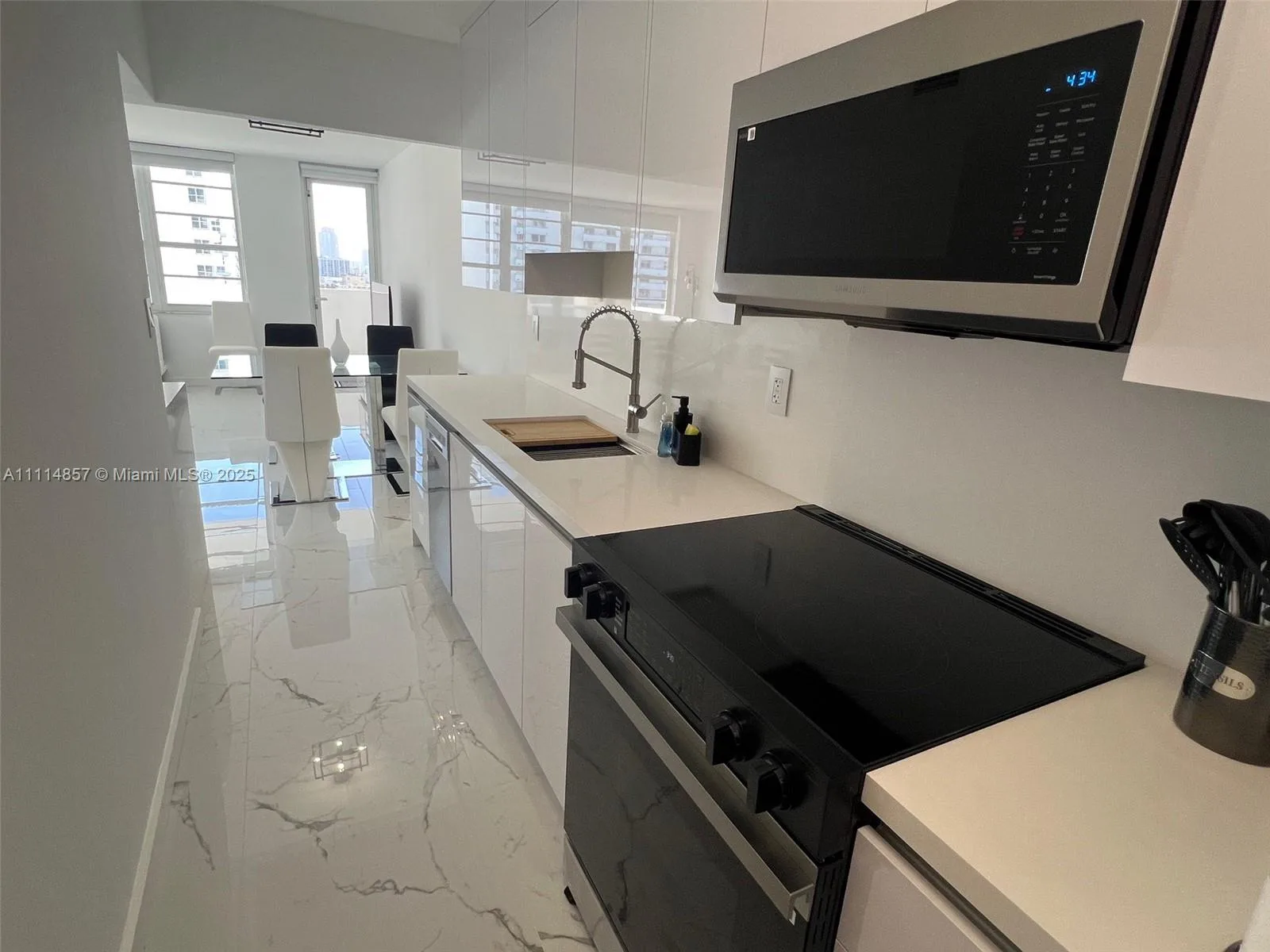 100 Lincoln Rd # 1207, Miami Beach, FL 33139 photo 8