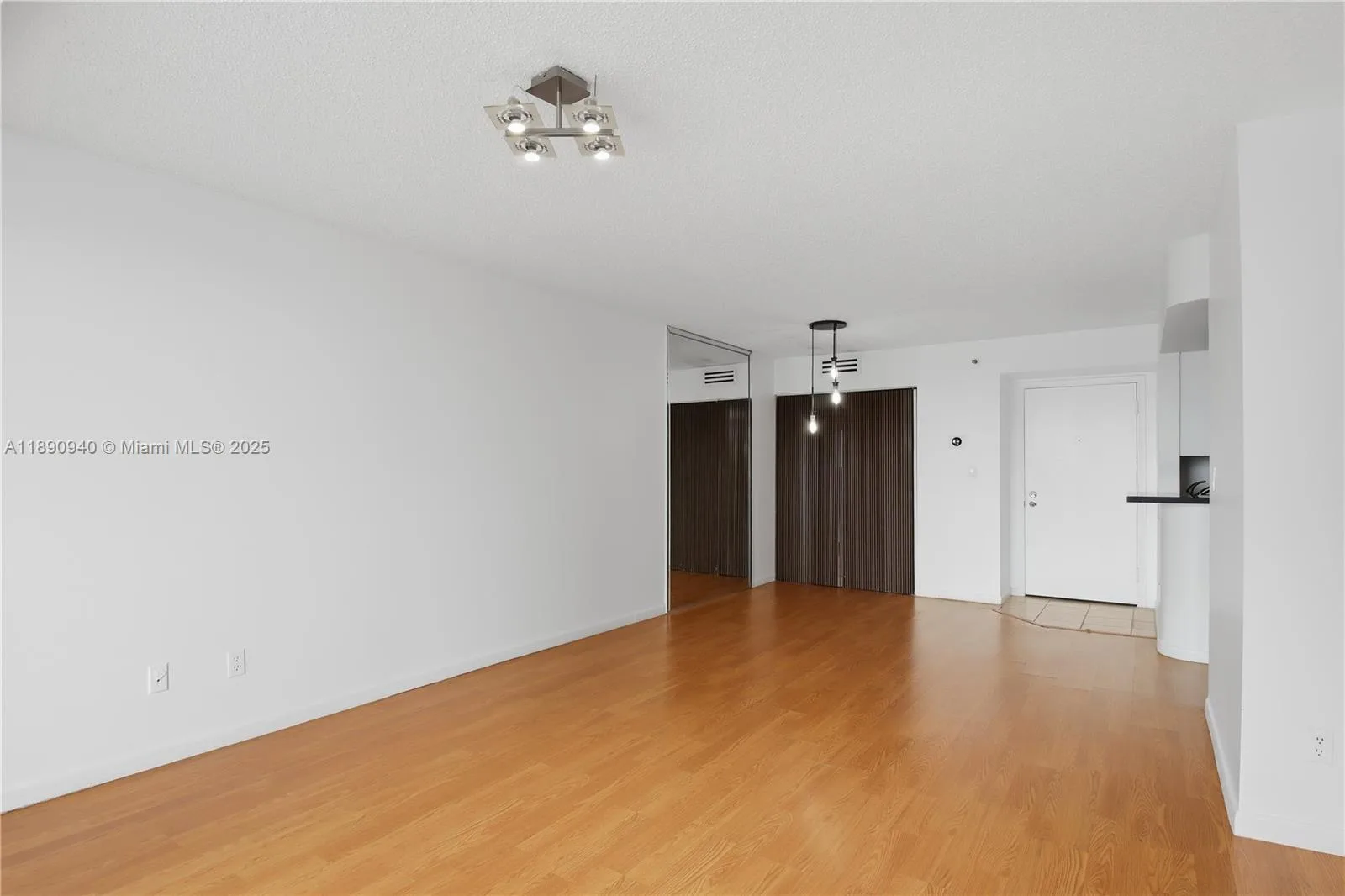 770 Claughton Island Dr # 510, Miami, FL 33131 photo 5