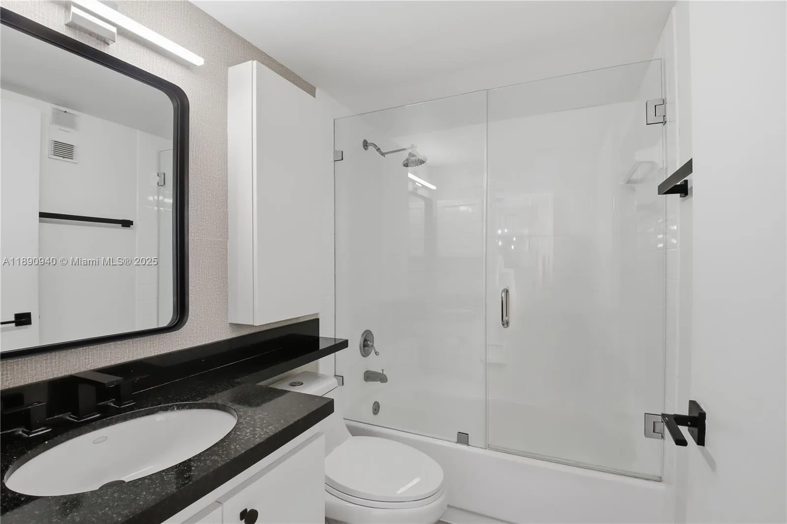 770 Claughton Island Dr # 510, Miami, FL 33131 photo 9