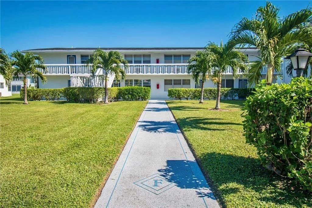 138 FARNHAM F N # 138, Deerfield Beach, FL 33442 photo 2