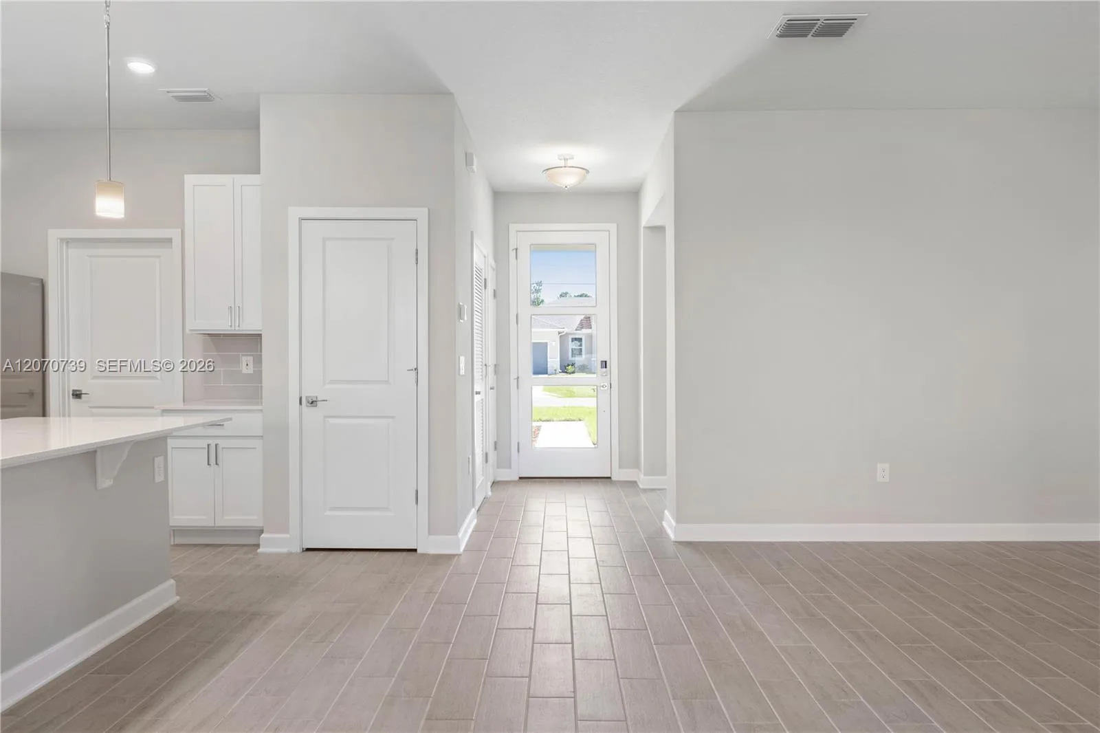 412 VANGUARD ST SE, Palm Bay, FL 32909 — zdjęcie 4