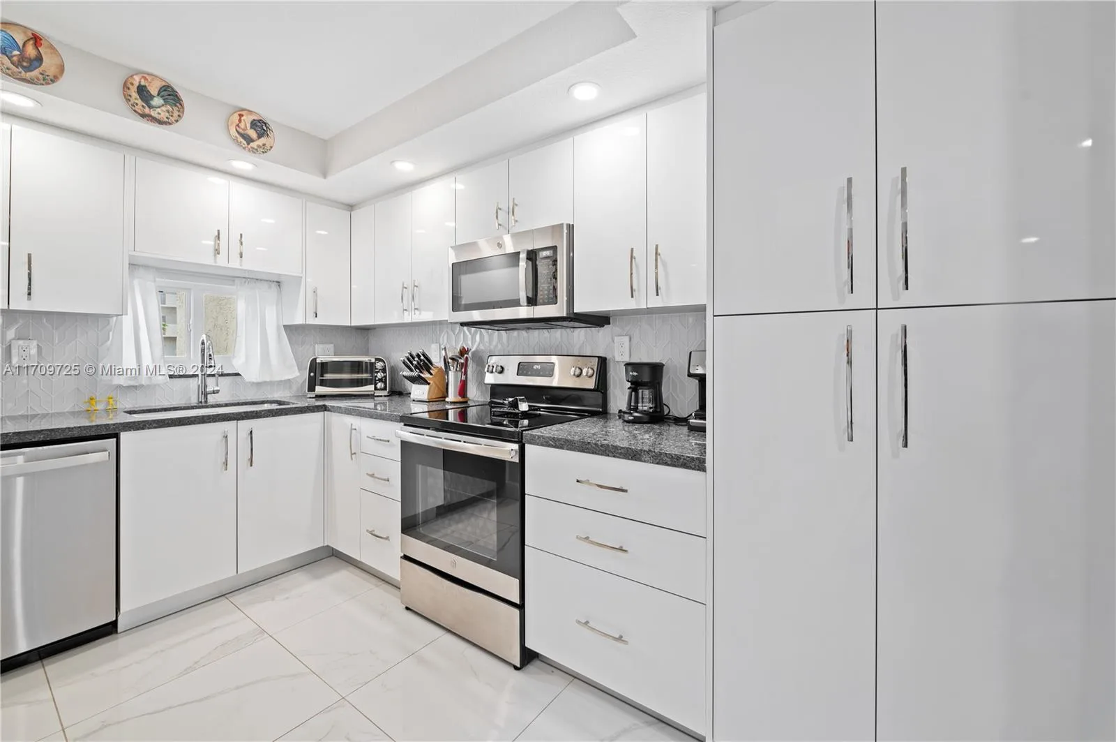 711 S Hollybrook Dr # 109, Pembroke Pines, FL 33025 photo 5