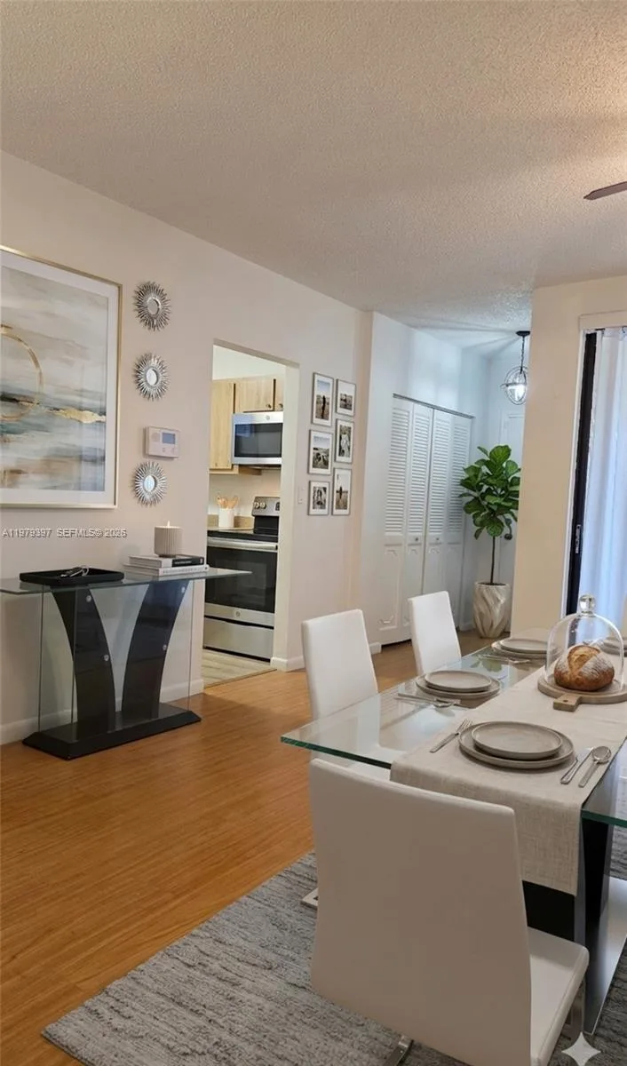 750 NE 199th St # 101H, Miami, FL 33179 photo 2