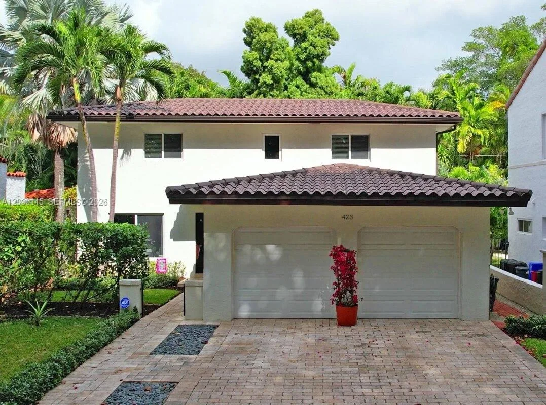 423 Alhambra Cir, Coral Gables, FL 33134