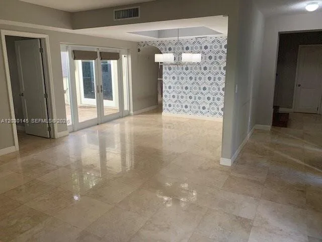 423 Alhambra Cir, Coral Gables, FL 33134 photo 3