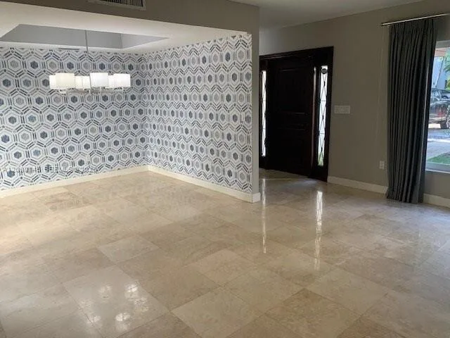 423 Alhambra Cir, Coral Gables, FL 33134 photo 5