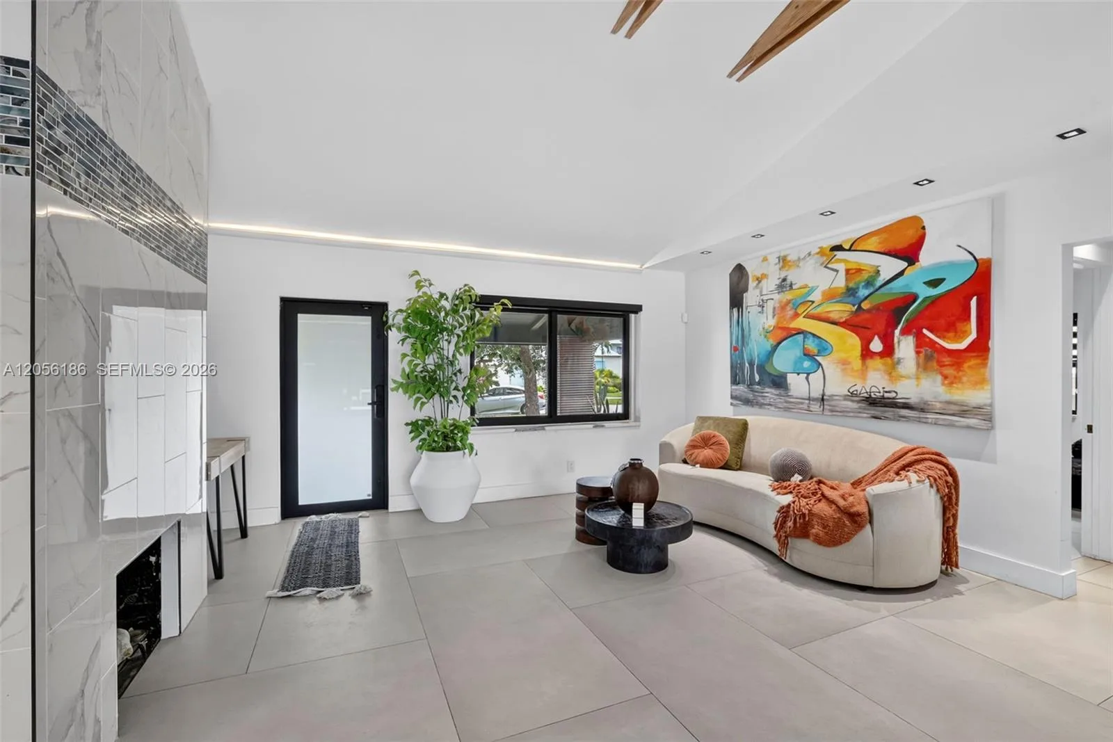 545 NE 9th Ave, Fort Lauderdale, FL 33301 photo 9