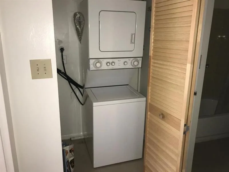 5825 Washington Street # 40-B, Hollywood, FL 33023 photo 2