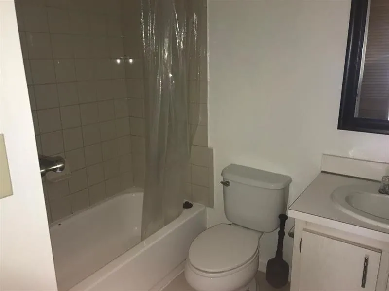 5825 Washington Street # 40-B, Hollywood, FL 33023 photo 4