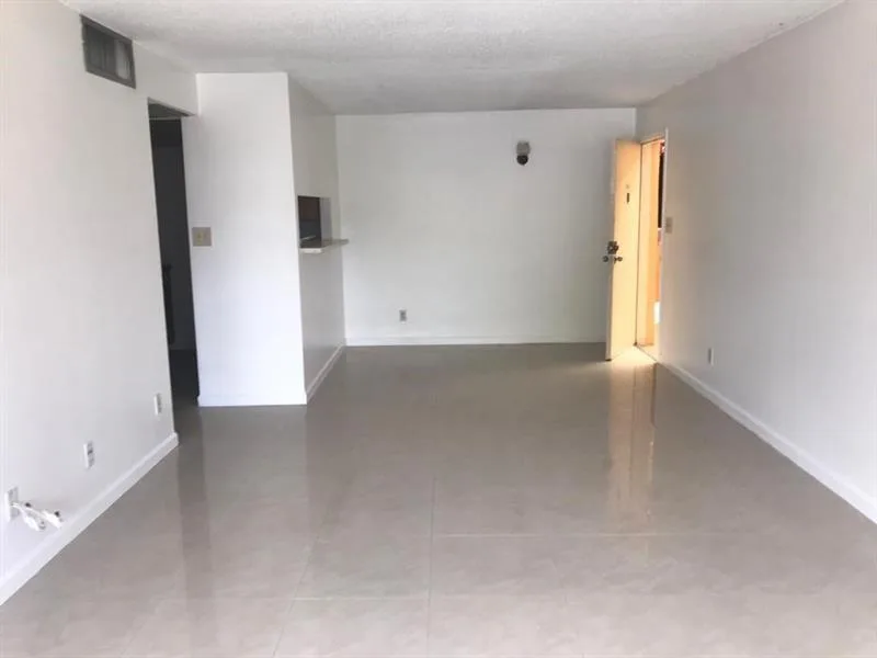 5825 Washington Street # 40-B, Hollywood, FL 33023 photo 8