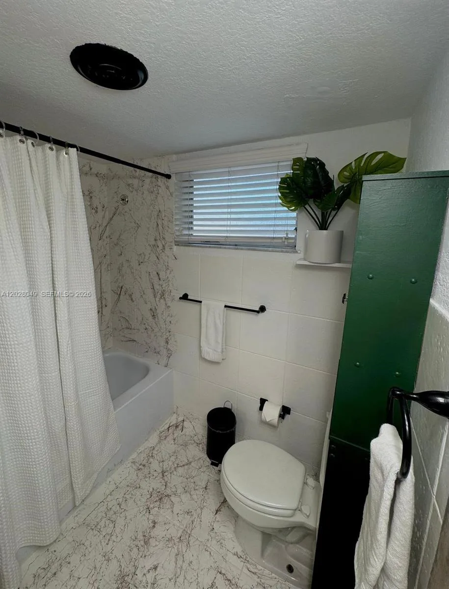 1530 NE 191st St # 241, Miami, FL 33179 photo 13