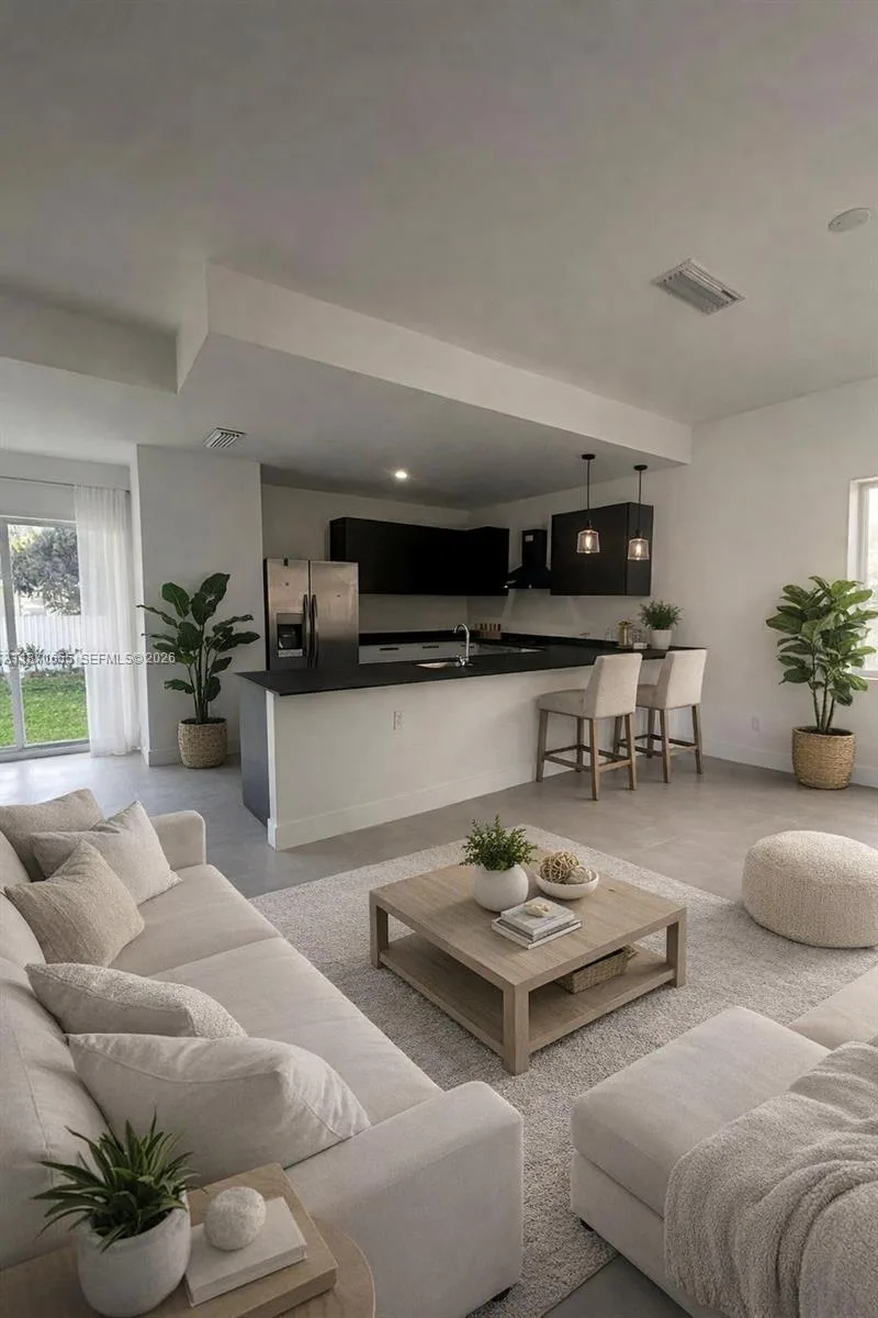 538 NW 17th Ave, Fort Lauderdale, FL 33311 photo 2