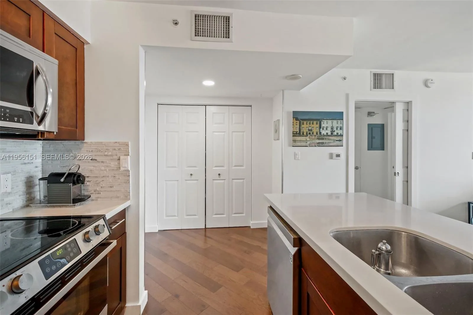 1155 Brickell Bay Dr # 1806, Miami, FL 33131 photo 8