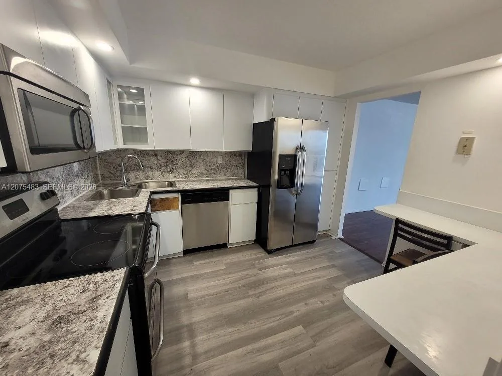 18021 Biscayne Blvd # 1903, Aventura, FL 33160