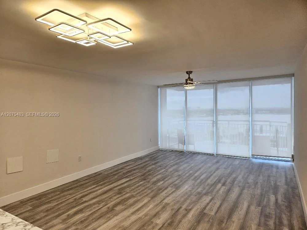 18021 Biscayne Blvd # 1903, Aventura, FL 33160 photo 5