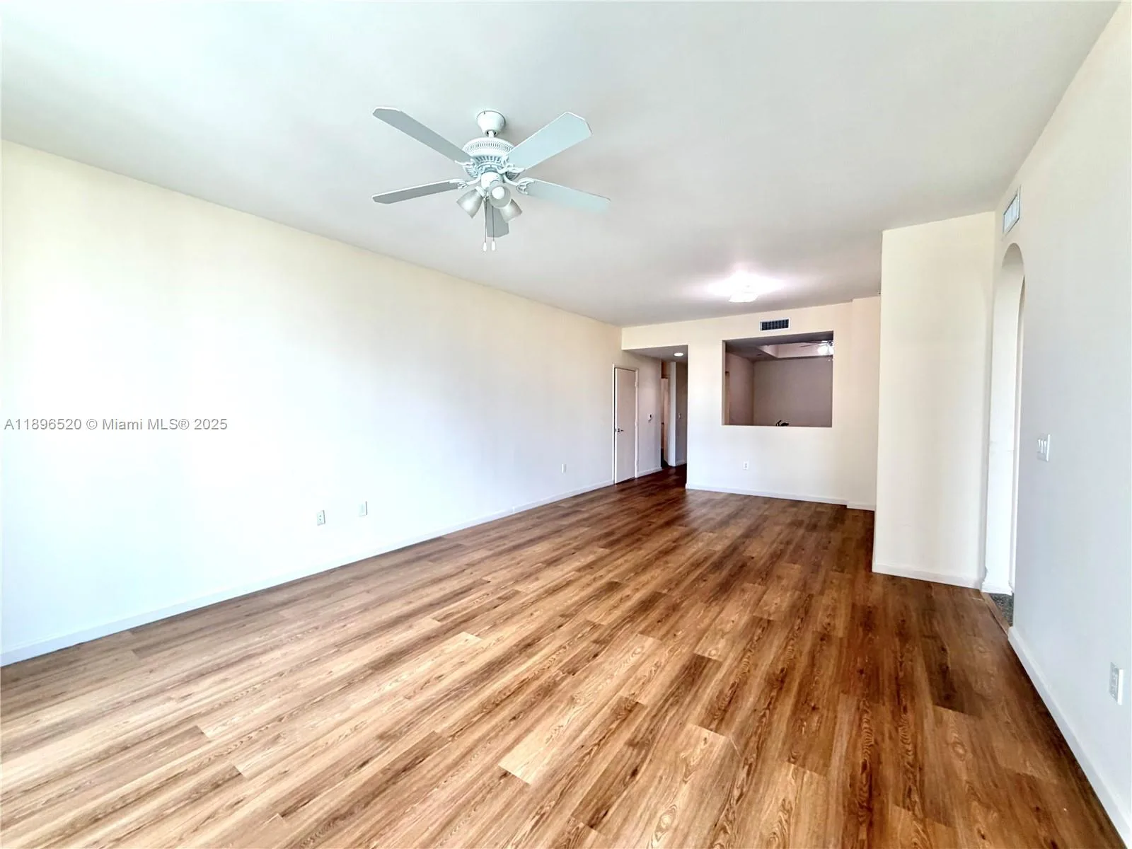 3340 NE 190th St # 1002, Aventura, FL 33180 photo 5
