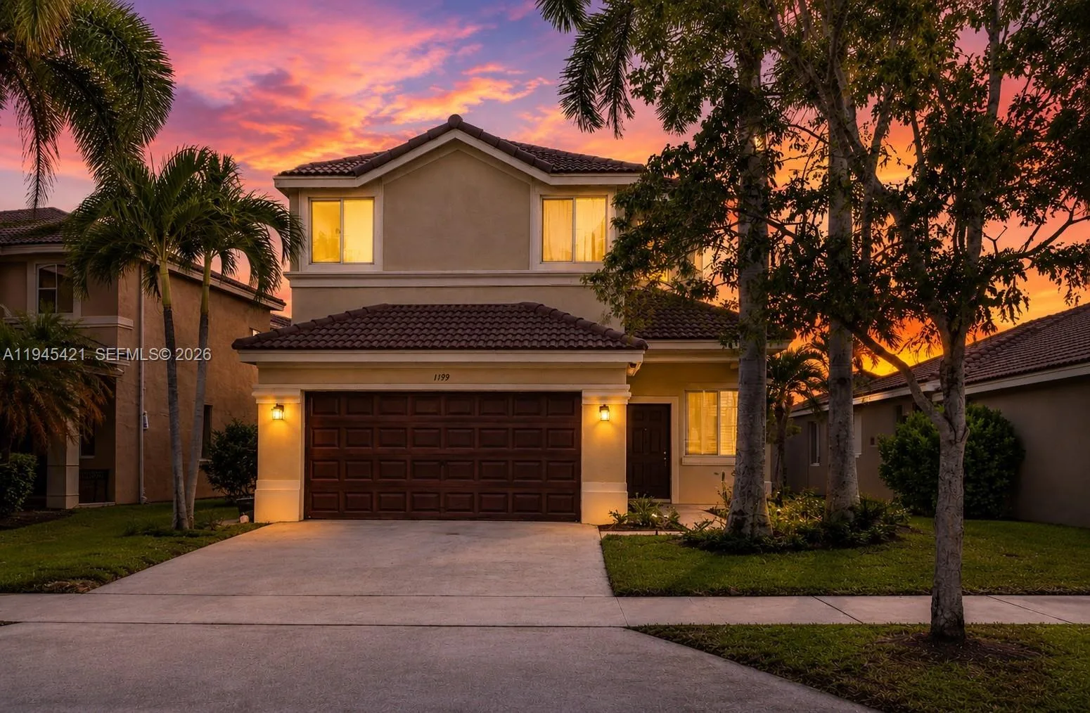 1199 Golden Cane Dr, Weston, FL 33327