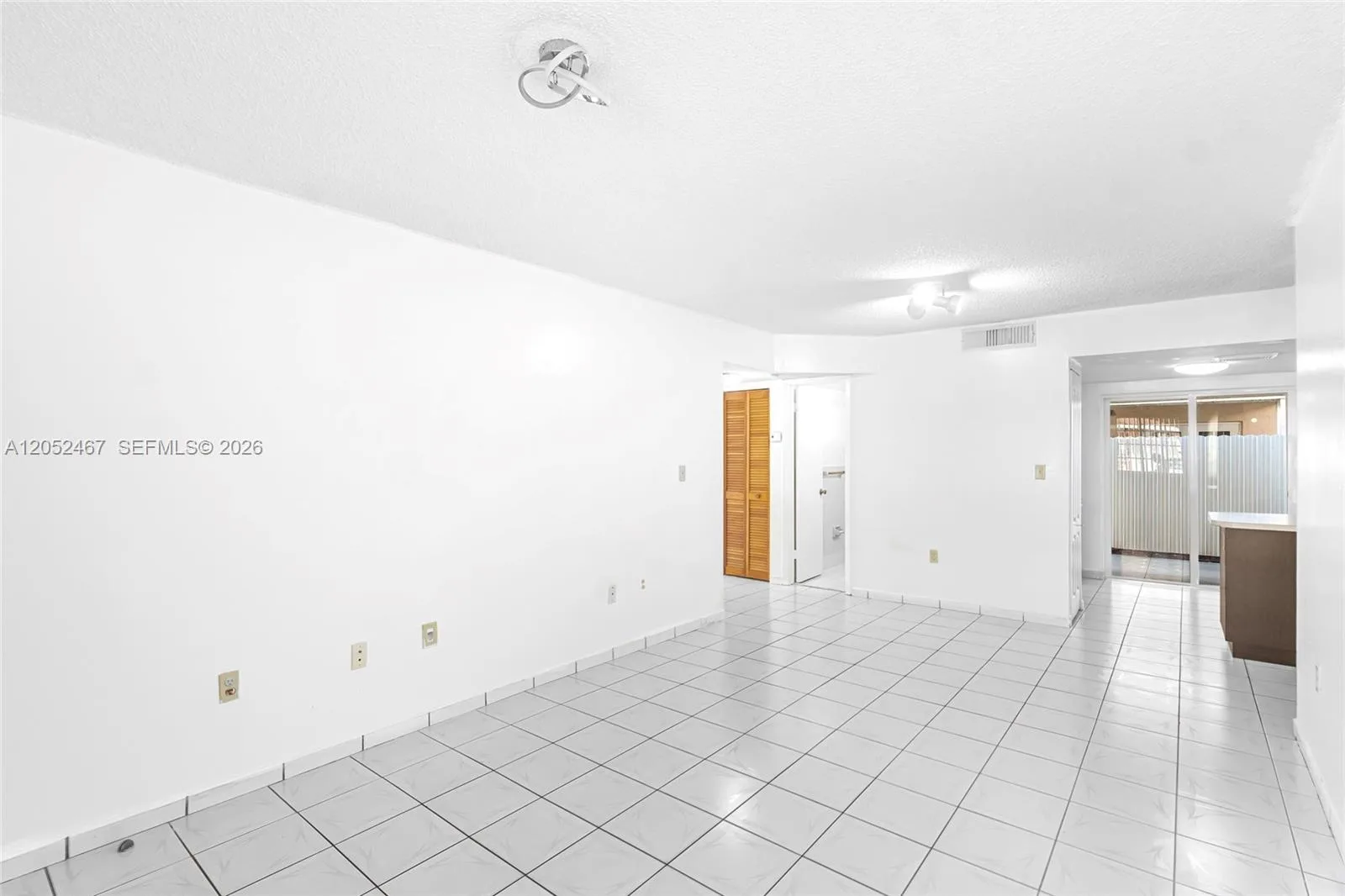 2228 W 74th St # 102-13, Hialeah, FL 33016 photo 5
