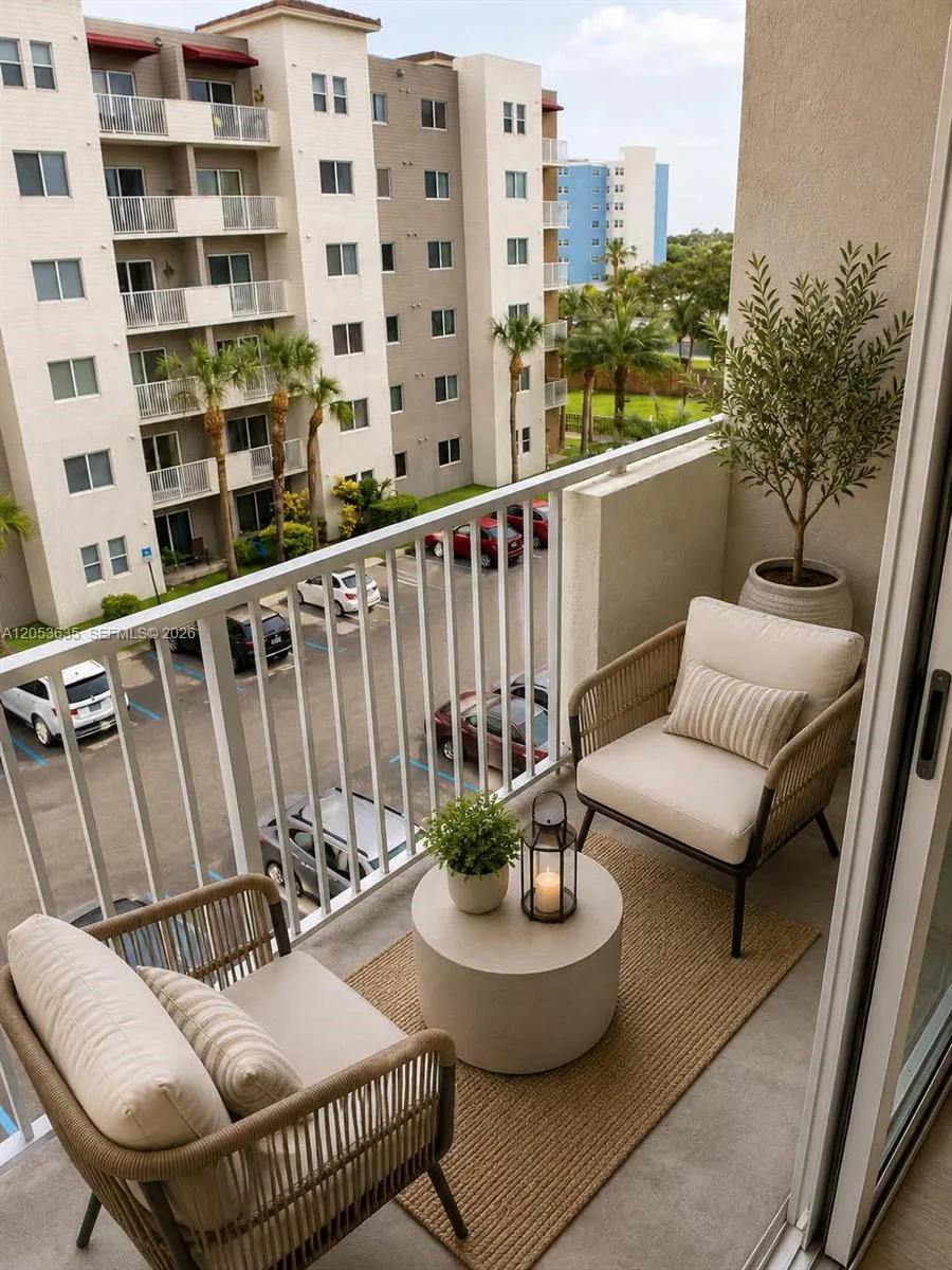 11050 SW 196th St # 405, Cutler Bay, FL 33157 photo 3