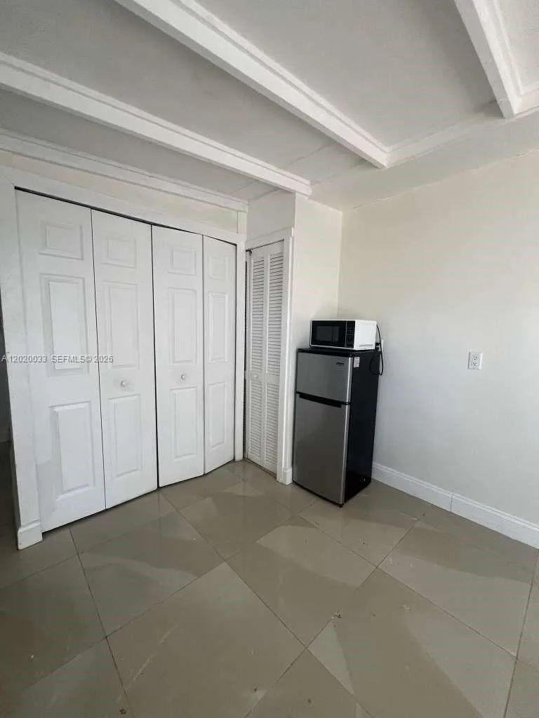 1629 NE 177 ST # 2, Miami, FL 33162 photo 7