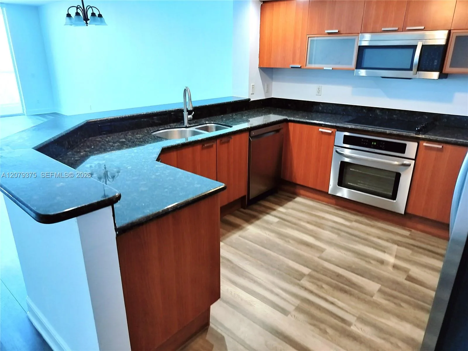 14951 Royal Oaks Ln # 1006, North Miami, FL 33181 photo 8