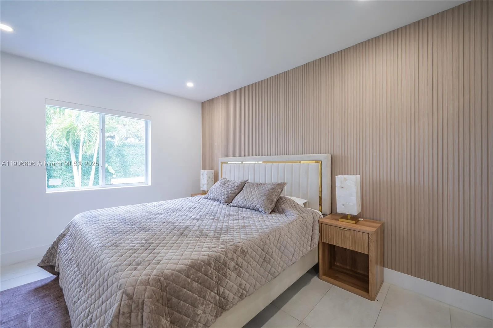 545 NW 47th St, Miami, FL 33127 photo 9