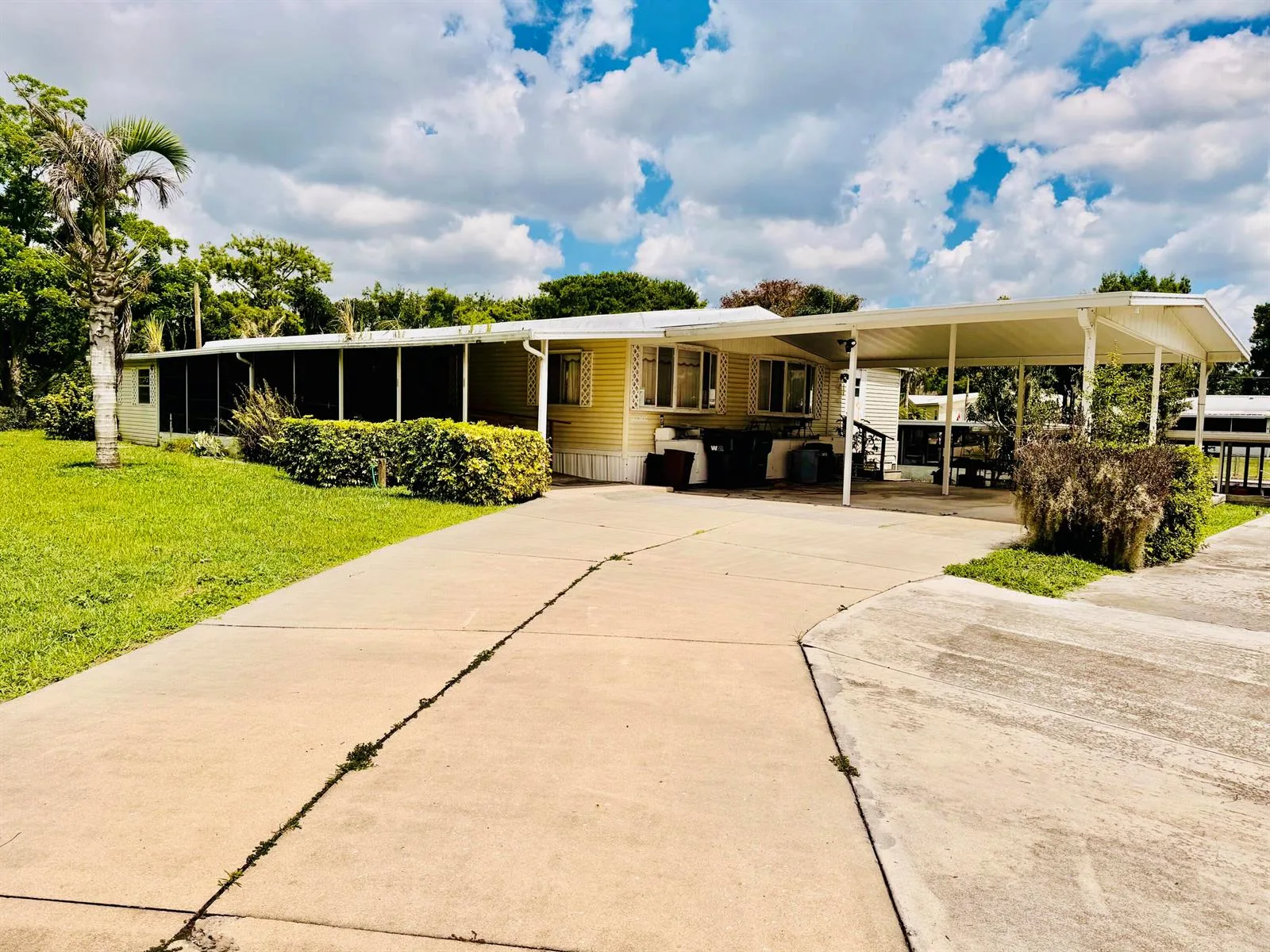 2809 SE 23rd Street, Okeechobee, FL 34974