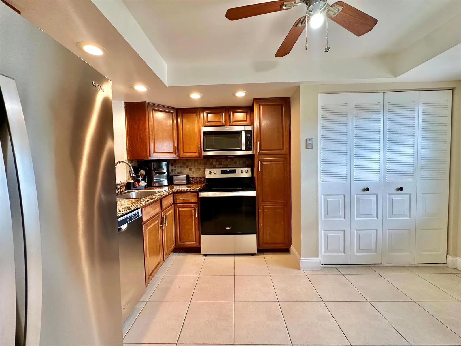 1650 NW 80th Avenue, Margate, FL 33063 photo 2