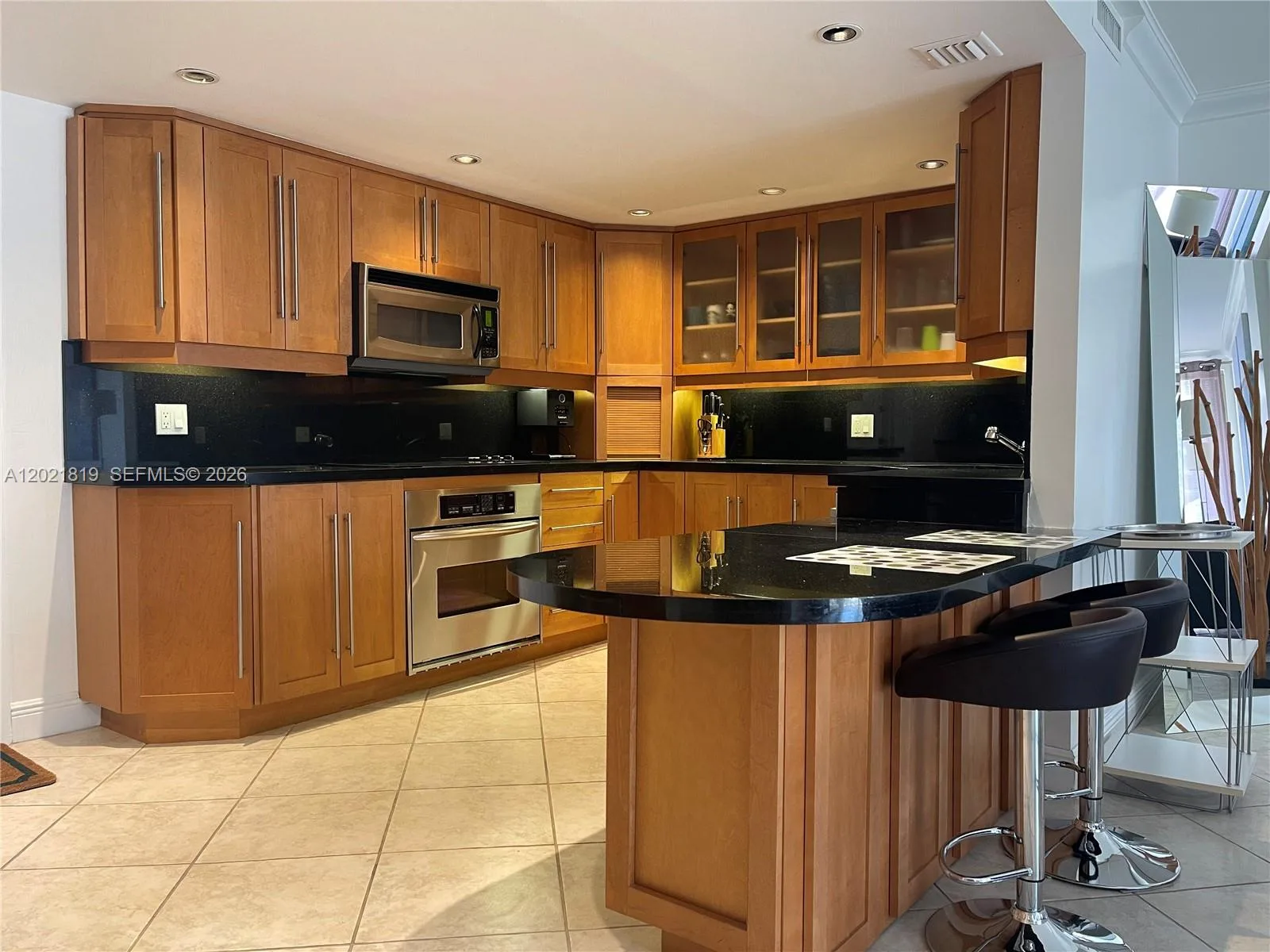 199 Ocean Lane Dr # 413, Key Biscayne, FL 33149
