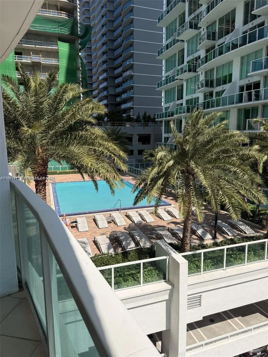 31 SE 5th # 1411, Miami, FL 33131 photo 2
