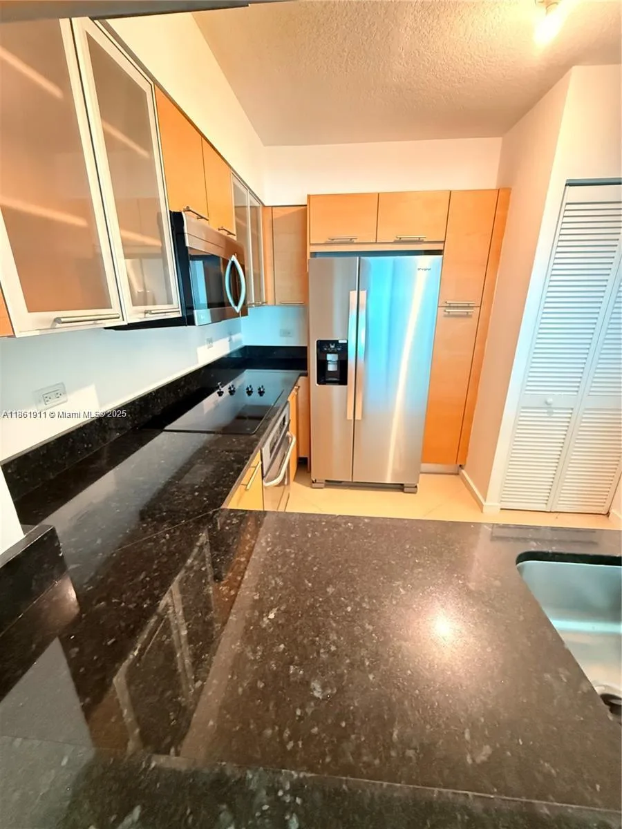 31 SE 5th # 1411, Miami, FL 33131 photo 7